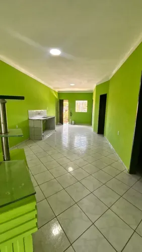 Ponto comercial/Casa de 2/4 para locação no Planalto