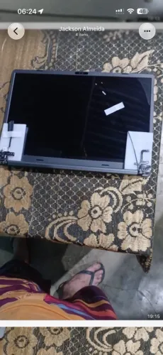 Tela e teclado positivo