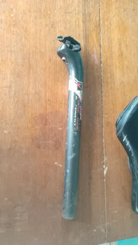 Canote carbono 31,6 mm