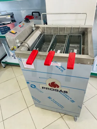 MB Fritadeira elétrica água e óleo - Progas