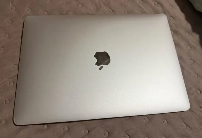 MacBook Air M1 2020 Rosa - 8 GB RAM - 256 GB SSD