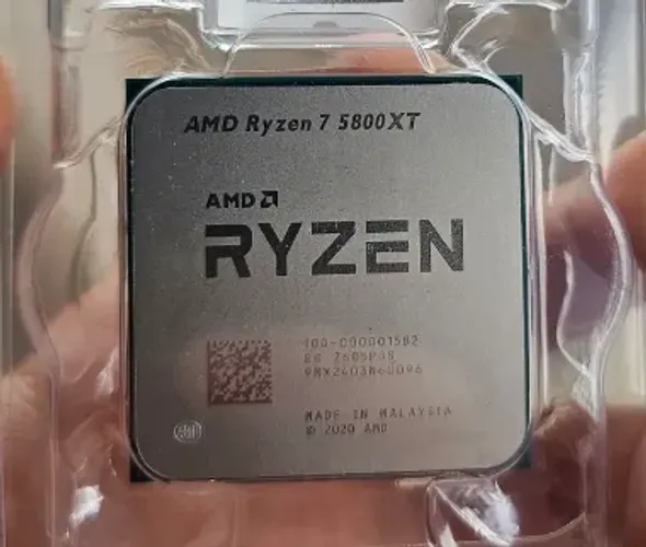 RYZEN 7 5800XT