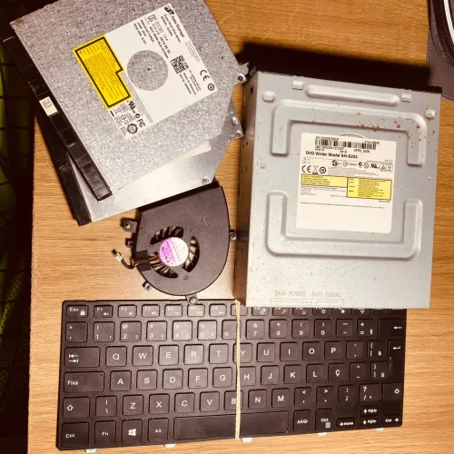 Lote Peças Informática - Tudo Funciona!