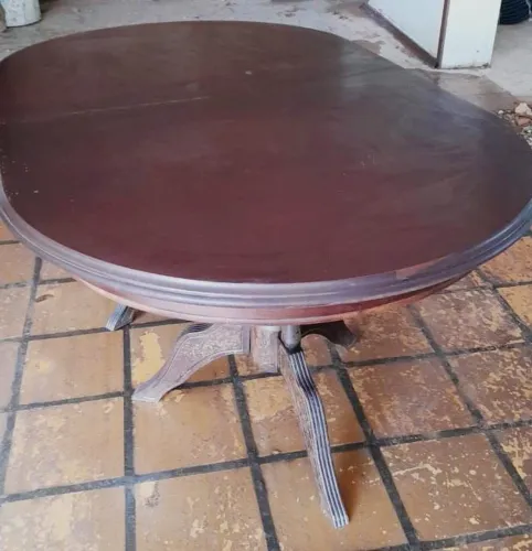 Mesa de madeira Maciça RARIDADE