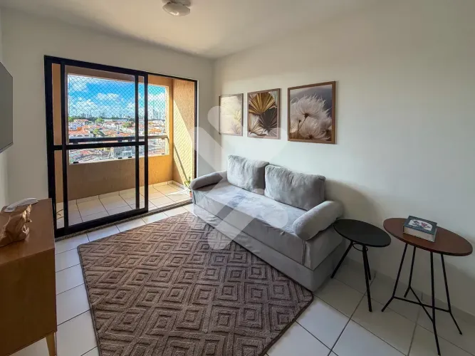 Apartamento à venda em Candelária | 2 Quartos | Lazer completo