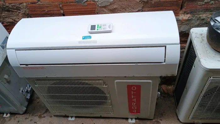 Ar condicionado split Agrato de 22 mil btus estado de novo serpentina cobre com controle