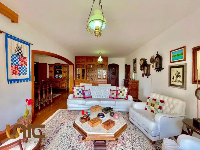 Apartamento com 4 dormitórios à venda, 167 m² por R$ 999.000,00 - Agriões - Teresópolis/RJ