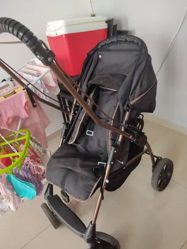 Carrinho de bebê Galzerano