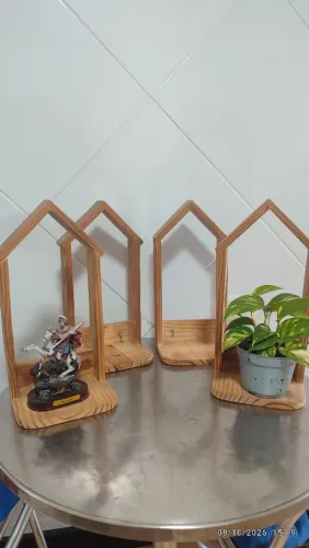 Suportes de Madeira para Plantas e Decoração ? 4 Peças