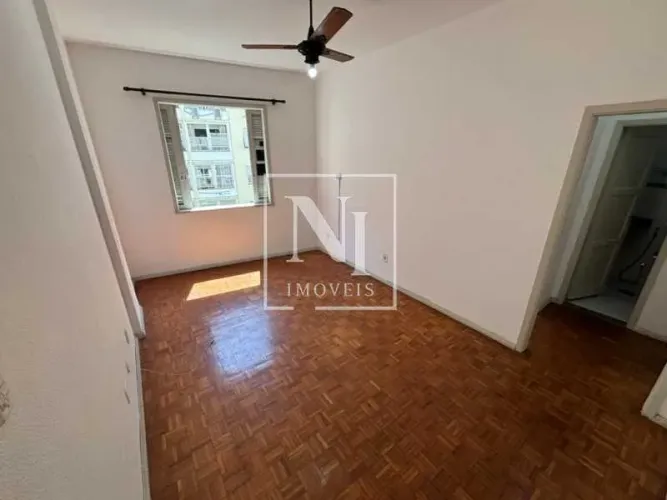 Apartamento 1 quarto a venda no Leme / RJ