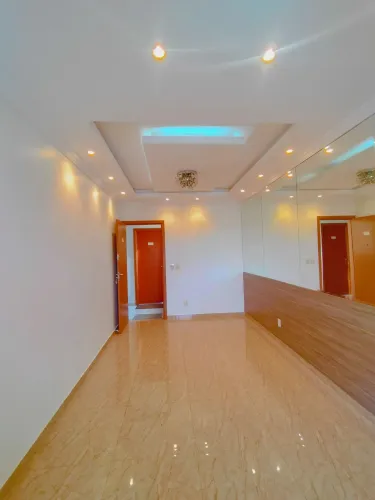 Ap.3/4 em flores, reformado com modulados e ar condicionados
