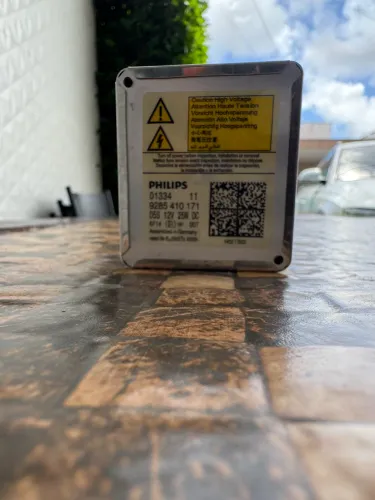 Lâmpada/Balastro Philips Xenon D5S Original - Audi Q3 - 9285 410 171