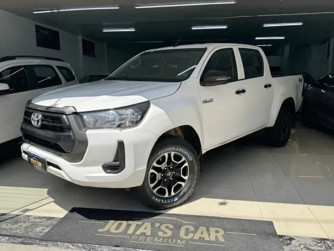 Toyota Hilux CD 4X4 2.8 Diesel Mec. 2021