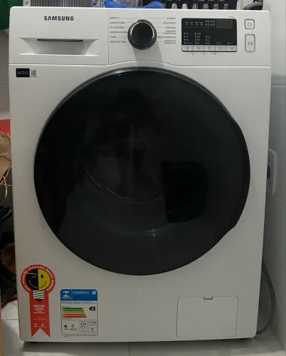 Máquina de Lavar Roupas