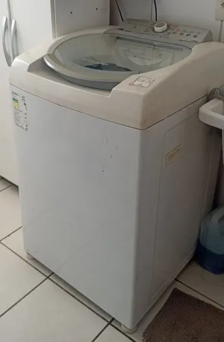 Máquina de lavar roupa Usada com defeito no batedor