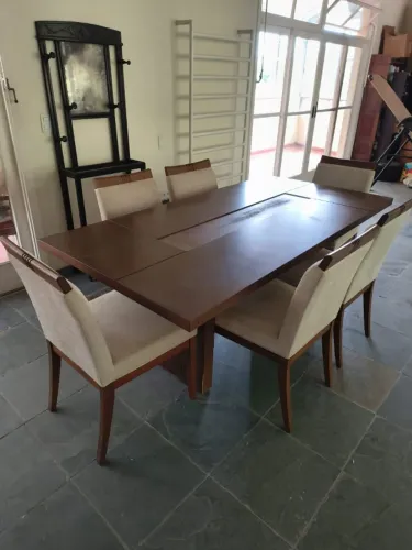 Mesa de Jantar retangular com 6 cadeiras