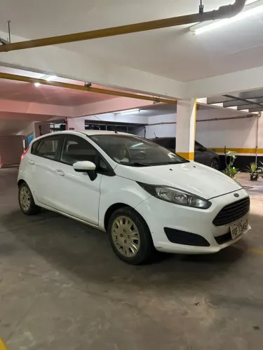 Ford Fiesta 1.5 16V Flex Mec. 5P 2015