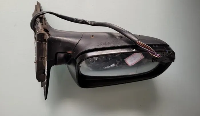 Retrovisor Esquerdo Vw Passat Alemão C/detalhe 1999 mlc N62