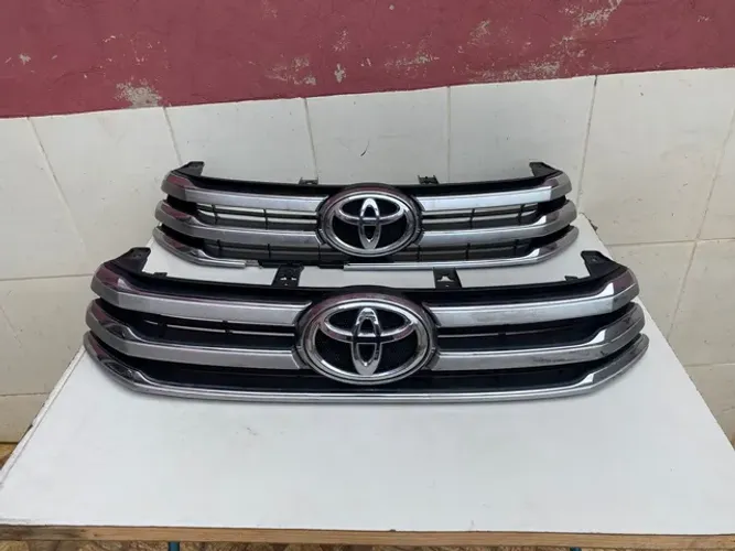 Grade Frontal Hilux 2016/2017/2018