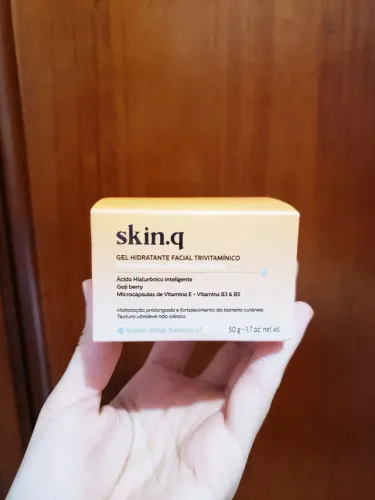 Gel hidratante facial trivitaminico