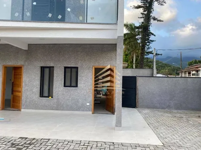 Sobrado com 2 dormitórios à venda, 148 m² por R$ 580.000,00 - Jardim Mariella - Caraguatat