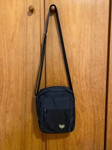 Bolsa transversal versátil