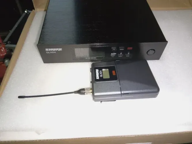 Transmissor para instrumentos Shure Qlxd4 frequência 534-598 MHZ (primeira linha)