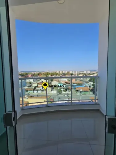 Apartamento a venda no Ed. Mucuri ( em Frente ao Parque Tobogã) 2 quartos