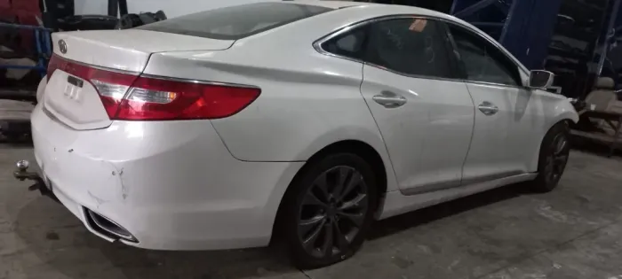 Sucata Hyundai Azera 3.0 2013 Para retirada de peças