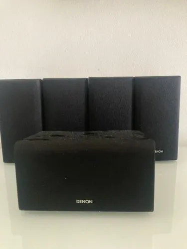 Conjunto de alto falantes Denon para home theater
