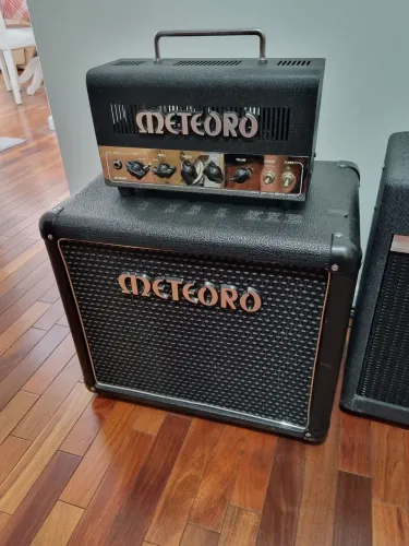 Amplificador valvulado Meteoro mht g
