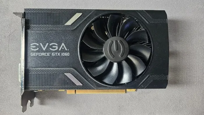 Placa de Video GTX 1060 EVGA 3GB 192 Bits ( Semi-Nova Sem Caixa )
