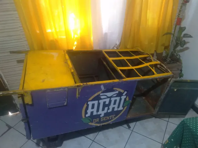 Carrinho de açaí