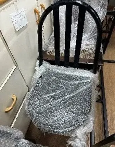 Cadeira de ferro preta 