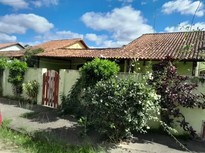 Casa com 3 dormitórios à venda, 180 m² por R$ 450.000,00 - Pontinha - Araruama/RJ