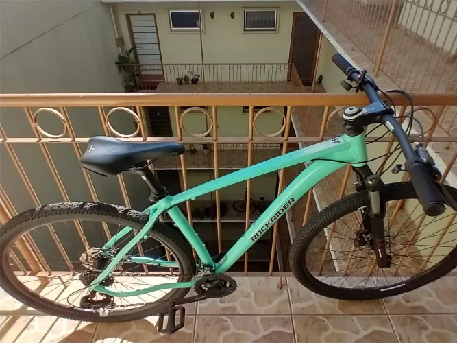 Bicicleta Mtb St500 Aro 29 Transmissão Shimano Rockrider Seminova