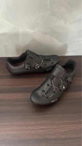 Sapatilha speed Fizik
