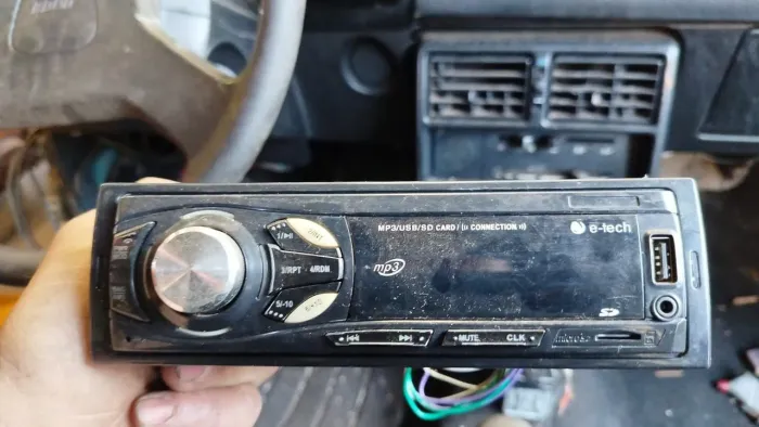 Auto rádio USB