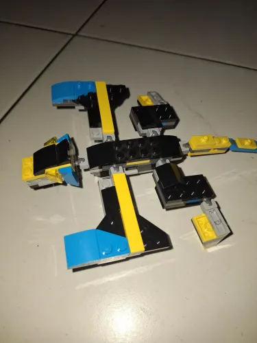 31124 LEGO® Creator 3em1 Super Robô; Kit de Construção