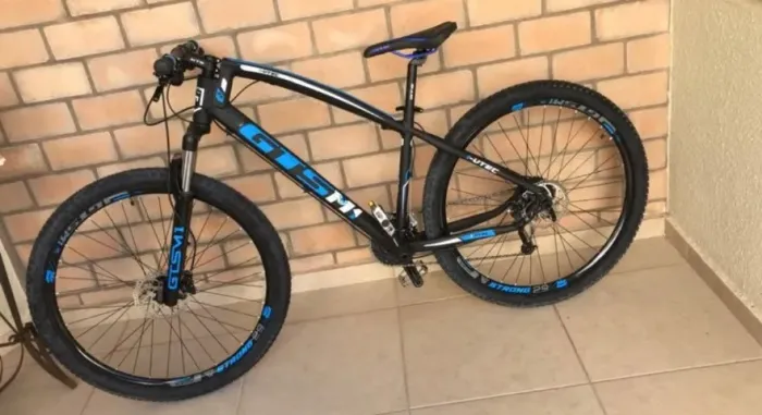 Bicicleta GTS M1 Aro 29 Shimano Acera 27v com Freio Hidráulico - Quadro de Alumínio