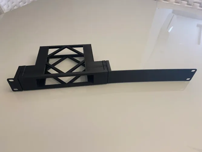 Suporte Rack 19? p/ Ubiquiti UCG Max/Ultra 