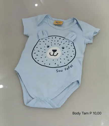 Vendo roupas de menino 0-3 meses