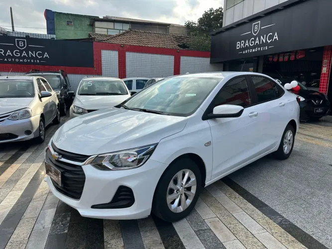 Chevrolet Onix Plus LT 1.0 12V Flex Mec. 4P 2024