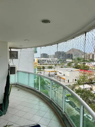 Apartamento à Venda no Recreio dos Bandeirantes  Condomínio Sunflower