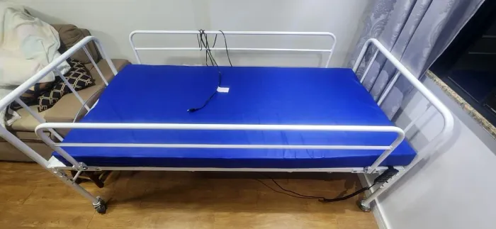 Cama hospitalar com colchão 