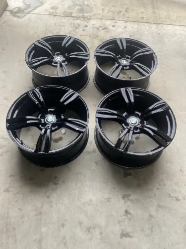 Rodas de liga leve BMW Aro 20