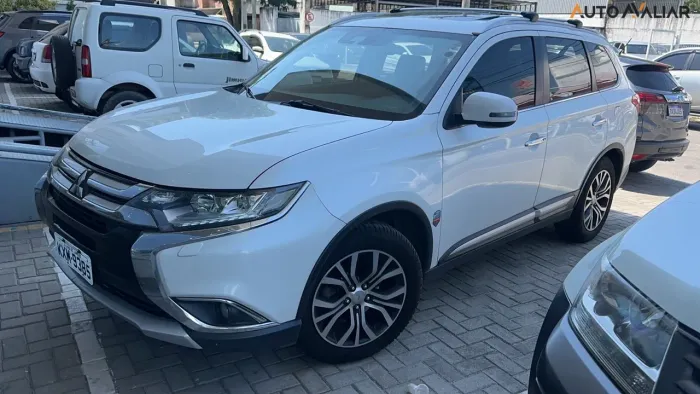 Mitsubishi Outlander 2.2 165cv Diesel Aut. 2017 - Edson Basílio 