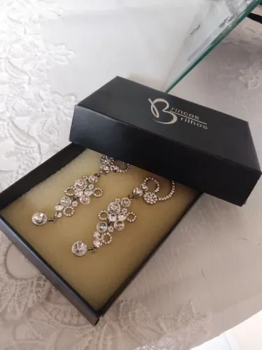BRINCO com cristais SWAROVSKI