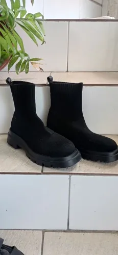 Botas Femininas Cano Curto Preto - Conforto e Estilo