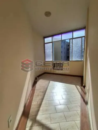 Apartamento : / Residencial / Engenho do Porto